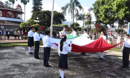 Con acto cívico, conmemoran el Día del Ejército en Fortín