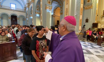 Llama Obispo a la conversión en Miércoles de Ceniza