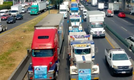 Se reúne SG con transportistas ante paro nacional