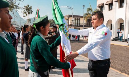 Presidió Alcalde de Ixtaczoquitlán, acto cívico