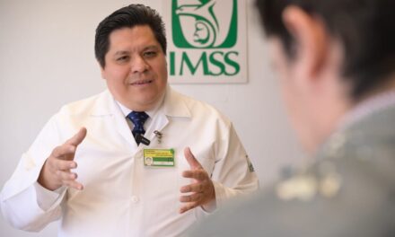 Llama IMSS a tomar medidas preventivas para evitar golpes de calor que afecten funciones del organismo