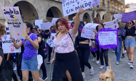 Marcha para exigir respeto a los derechos, en el Día Internacional de la Mujer