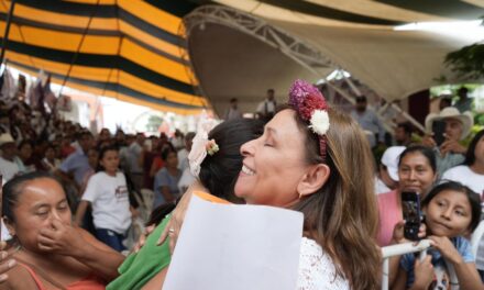 NAHLE COMPROMETE MÁS CAMINOS ARTESANALES PUESTOS EN MARCHA POR AMLO