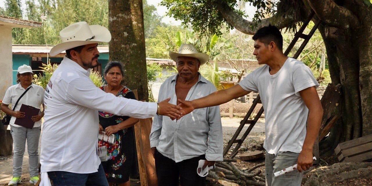 Escuchar a la gente es la prioridad para atender las necesidades del Distrito 16: Zenyazen Escobar