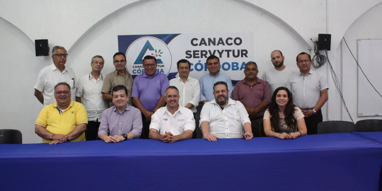 Firma Croda compromisos para el Distrito 16 en Canaco