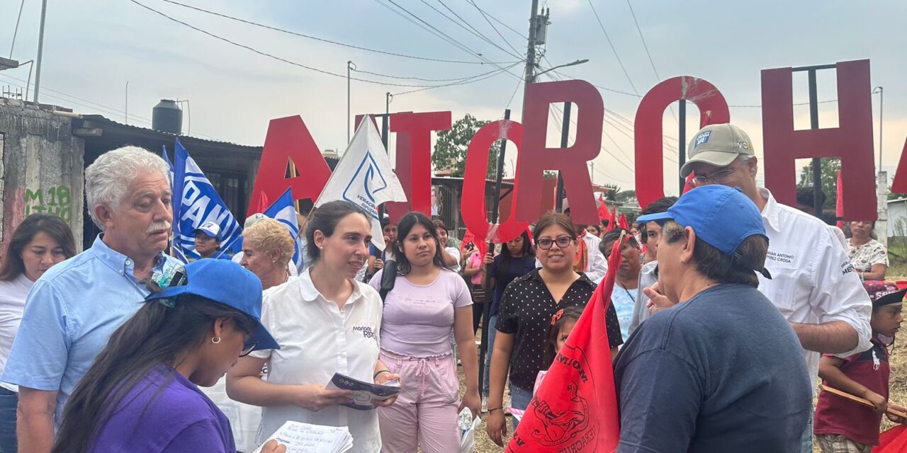 Mariana Ríos recibe una cálida recepción por parte de Antorcha Campesina