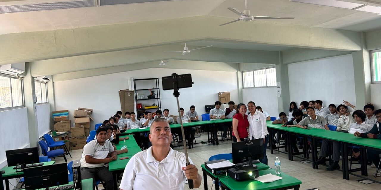 SIPINNA y ÚNEME-CAPA llevan plática a alumnos del CONALEP