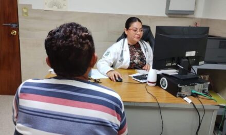 Informa IMSS Veracruz Sur sobre prevención  de enfermedad hemorroidal