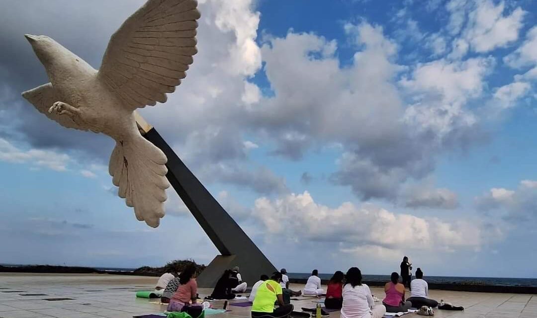 Informa IMSS Veracruz Sur beneficios del yoga