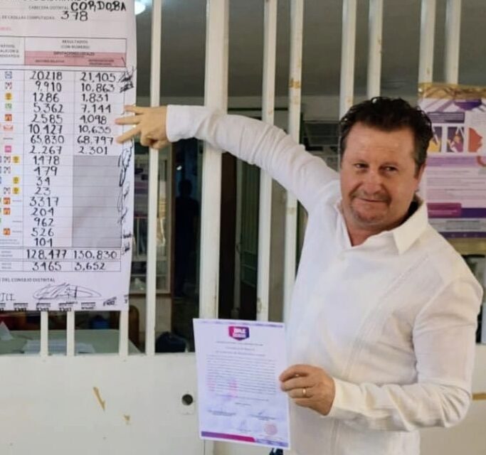 Juan Tress Zilli, recibió constancia de mayoría como diputado local por el Distrito 19