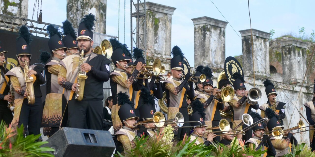 Concluye el primer día de actividades del Tercer Festival de la Flor de Izote en Córdoba